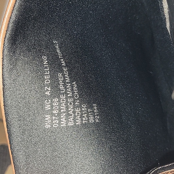 Boots - Picture 5 of 5